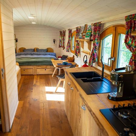 La Tiny House De La Bergerie Villa Lierneux Dış mekan fotoğraf