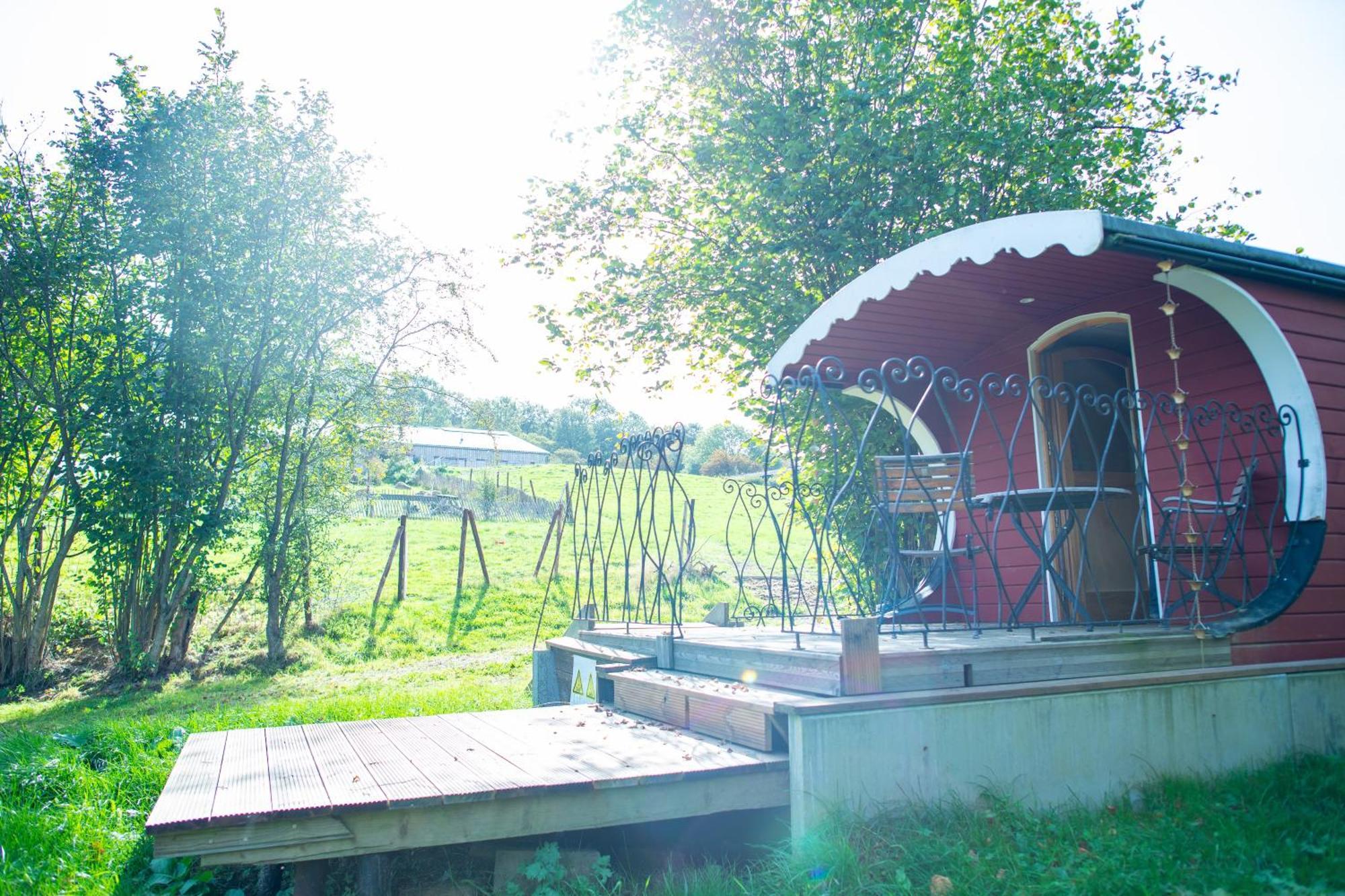 La Tiny House De La Bergerie Villa Lierneux Dış mekan fotoğraf
